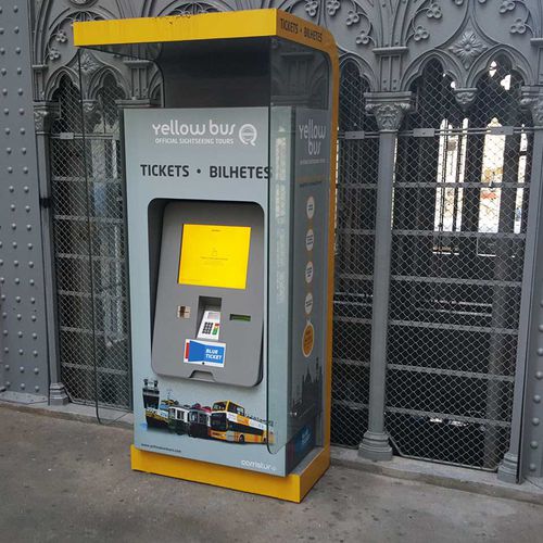 Multimedia-Infosäule - TVM - PARTTEAM & OEMKIOSKS - für Außenbereich / mit Multi-Touch-Screen