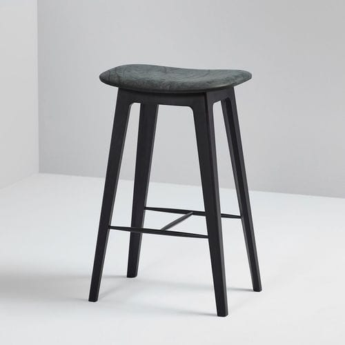 Moderner Barhocker - NORDIC : DUNES - SACKit - Leder / Gestell aus Buche / Polster