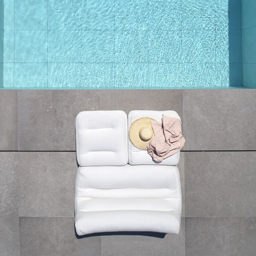 Moderne Sonnenliege - SIT POOL - OGO - für Pool / Doppelbett / weiß