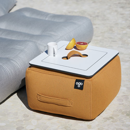 Moderner Couchtisch - PUF POOL - OGO - Stoff / Gestell aus Stoff / quadratisch