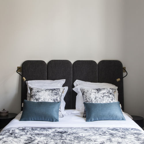 Kopfteil für Doppelbetten - PAN: VELVET CHARCOAL - NUÉE ÉDITION - modern / Stoff / Polster