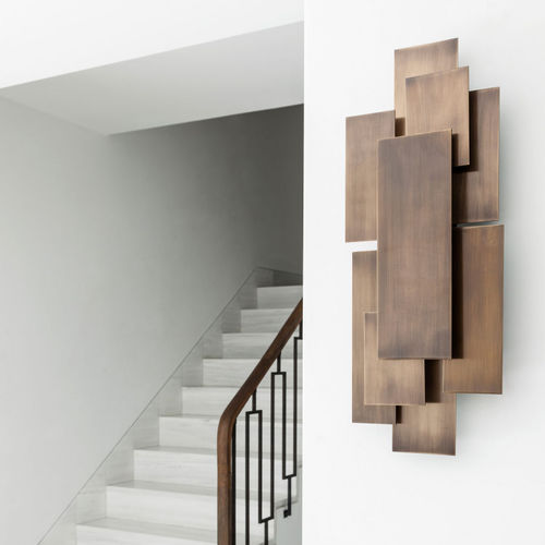 Moderne Wandleuchte - PARNES - ANAKTAE - für den Innenraum / Messing / Edelstahl