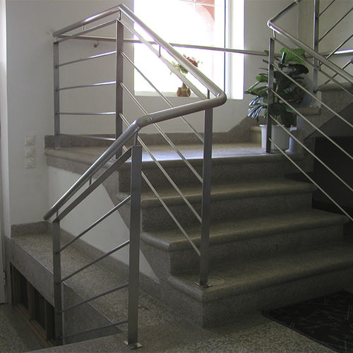 Gerade Treppe - Ban-Inox - Marmorstufen / mit Betonstruktur / für Privatgebrauch