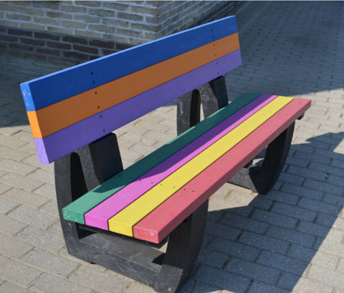 Moderne Bank für den öffentlichen Raum - KIWI - Activia Mobilier Urbain - Recyclingkunststoff / mit Rückenlehne