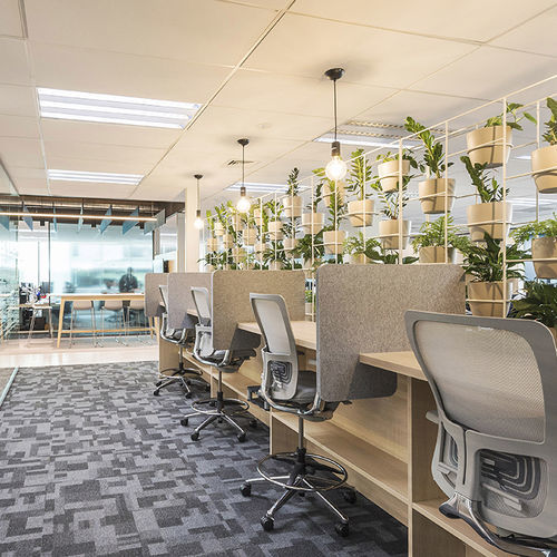 Tisch-Bürotrennwand - COVE™  - AUTEX ACOUSTICS - Akustikstoff / feuerfester Stoff / PET