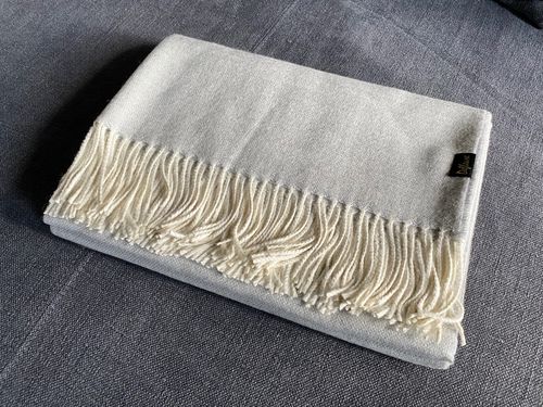 Wolle-Plaid - ALPACA THROWS - CUSHIONS - SHAWLS - Defleure Home Collection - Leinen