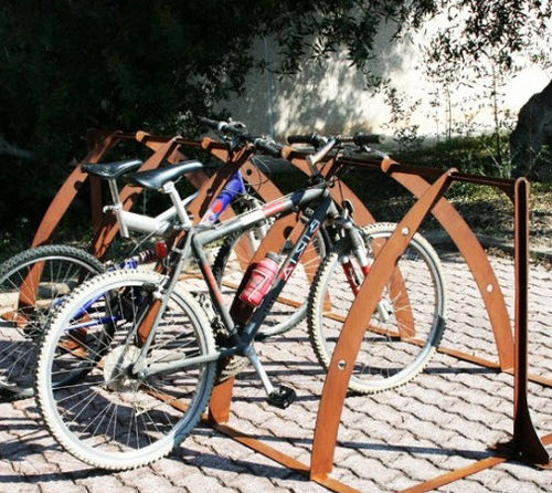 Bodenstehender Fahrradständer - ARCO - Trackdesign - horizontal / COR-TEN®-Stahl / für Privatgebrauch