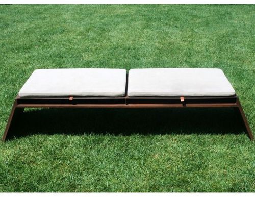 Moderne Gartenbank - LILA - Trackdesign - COR-TEN®-Stahl / ohne Rückenlehne / ohne Armlehnen