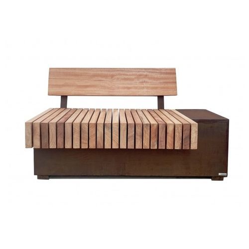 Moderne Bank für den öffentlichen Raum - Bricks  - Trackdesign - Massivholz / COR-TEN®-Stahl / mit Rückenlehne