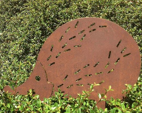 CortenstahlSkulptur BESTIAIRE Trackdesign bodenstehend / Garten