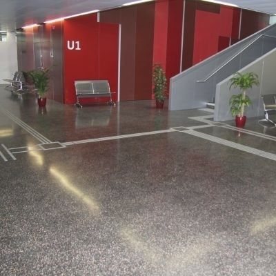 Taktiles Bodenleitsystem - INTELLIGENT - OLEJÁR spol. s r.o.