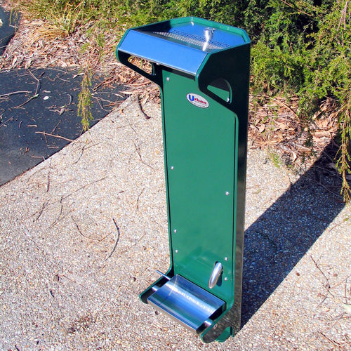Trinkbrunnen für Außenbereich - PF600 - Urban Fountains and Furniture - Metall / für öffentliche Bereiche / für Schulen