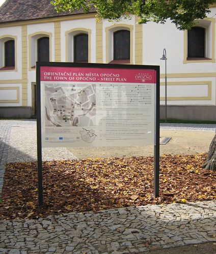 Infotafel für öffentliche Bereiche - LXL - STREETPARK s.r.o.