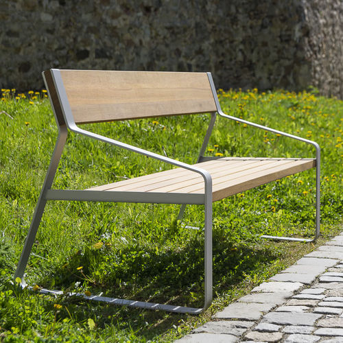 Moderne Bank für den öffentlichen Raum - DINA - STREETPARK s.r.o. - Holz / galvanisiertem Stahl / pulverbeschichteter Stahl
