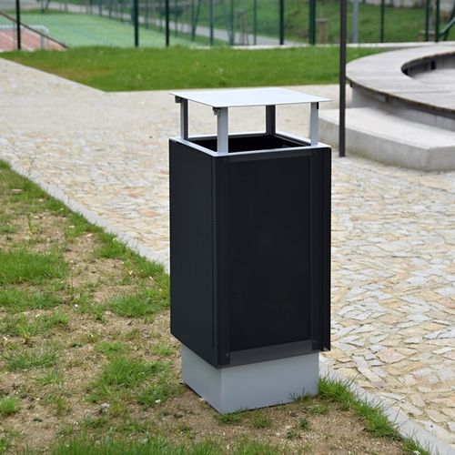 Park-Abfallbehälter - BAS M - STREETPARK s.r.o. - bodenstehend / Lochblech / mit integriertem Aschenbecher