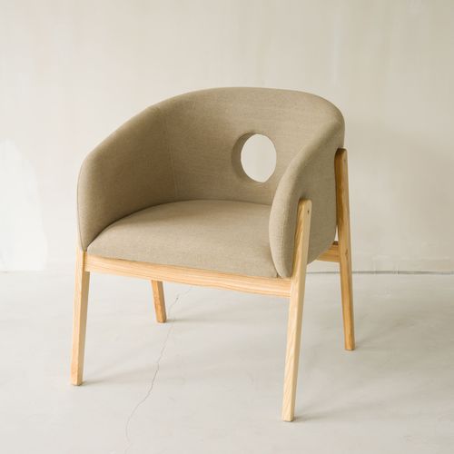 Moderner Stuhl - HOLE - Sergey Makhno Product - für den Innenraum / Stoff / Gestell aus Holz