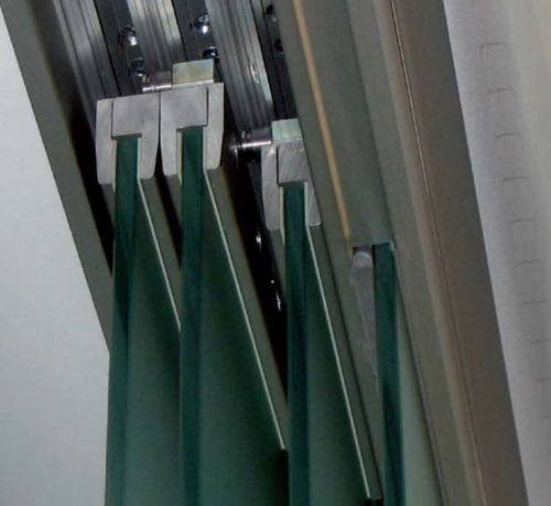 Aluminium-Schiebesystem - Variant - Casma - Glastüren / mit versteckten Laufrollen / wandmontiert