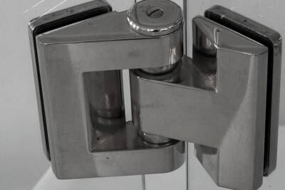Aluminium-Schiebesystem - Invisible connection - Casma - Glastüren / faltbar / für Restaurants