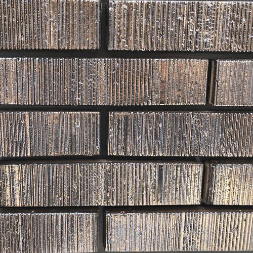Ziegel für Fassaden - GOLDEN BLACK - 3505 O - TEXTURED - Klinker Covadonga - für Mauerwerk / gelocht / Spezial