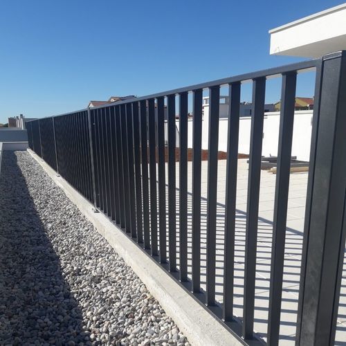 Zaun mit Stangen - STRONG - Ograje Kočevar - Industrie / Garten / zur beruflichen Nutzung