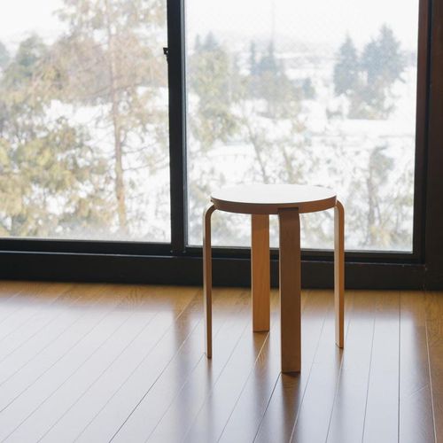 Moderner Hocker - 111S[S] - CondeHouse - Ahornholz / stapelbar / rund