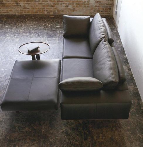 Moderne Ottomane - WING LUX - CondeHouse - Stoff / Leder / quadratisch