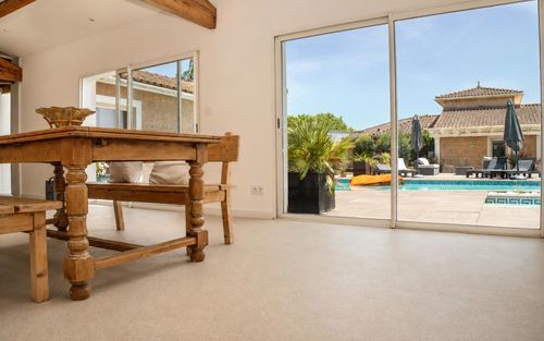 Marmor-Bodenbelag - Microlith® - RESINEO - mineralisch / für den Innenbereich / für Wohnhaus