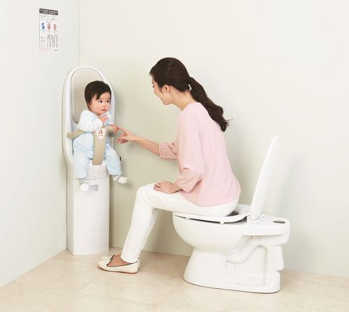 Stuhl / originelles Design - COMBI BABY KEEP FIT F72 - CombiWith Corp - für den Innenraum / ABS / für Kinder