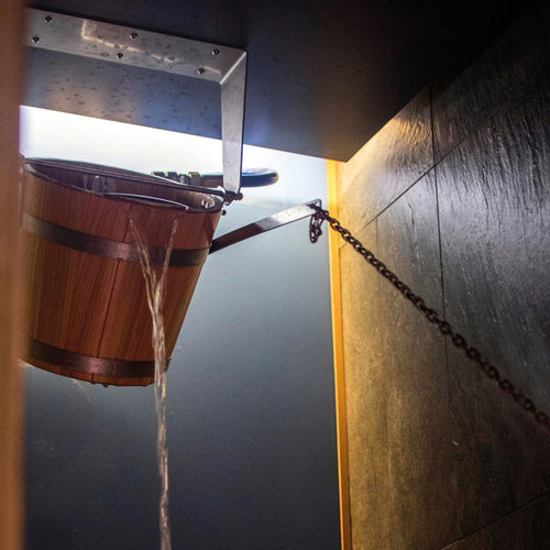 Holzdusche - EFFE - Fertigbauteile / Eimer