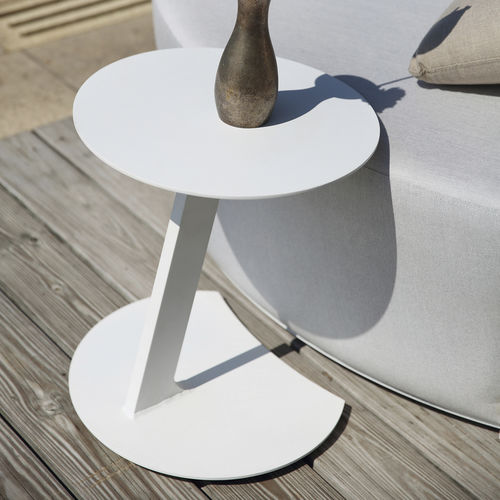 Moderner Beistelltisch - BOLERO - IVINI - Aluminium / Gestell aus Aluminium / rund