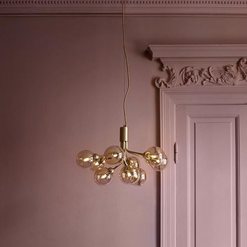 Moderner Kronleuchter - APIALES 9 GOLD  - Nuura - geblasenes Glas / gebürstetes Messing / LED
