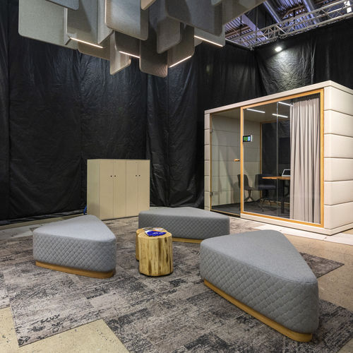 Modernes Sitzkissen - PETAL - SilentLab - Stoff / Schaumstoff / dreieckig