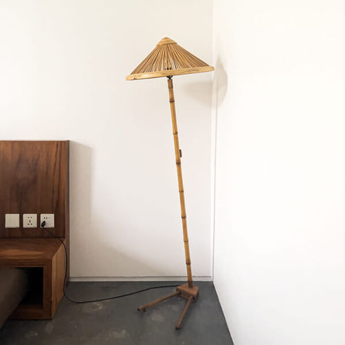 Stehleuchte - OBORRO - Bambusa Bali - Holz / klassisch / mit Kabel