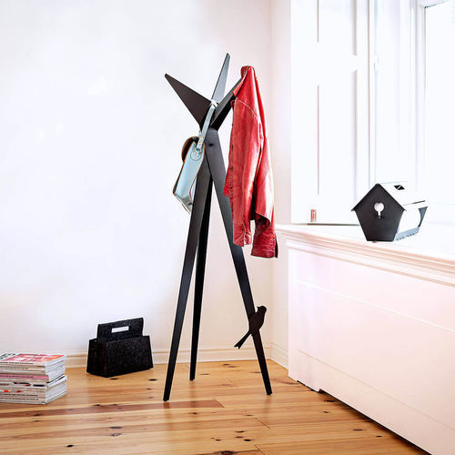 Bodenstehender Garderobenständer - BOOM - studioVIX - biophiles Design / pulverbeschichteter Stahl / schwarz