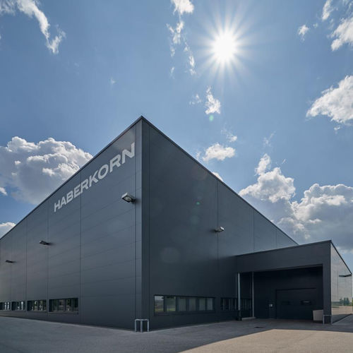 Paneel-Fassadenverkleidung - PFLAUM MODULE4 - ArcelorMittal Construction - Stahl / glatt / profiliert