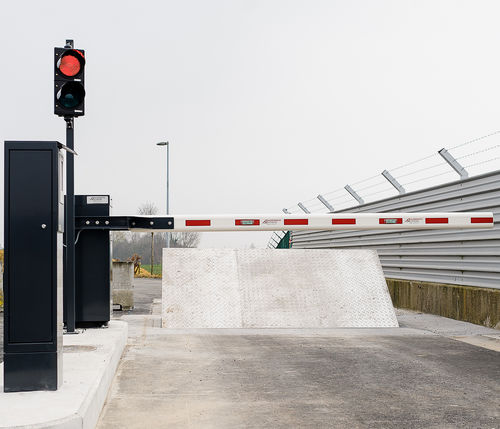 Zutrittsabsperrung - BL 44 - AUTOMATIC SYSTEMS - Parkplatz / zur Verkehrsleitung / Hebe