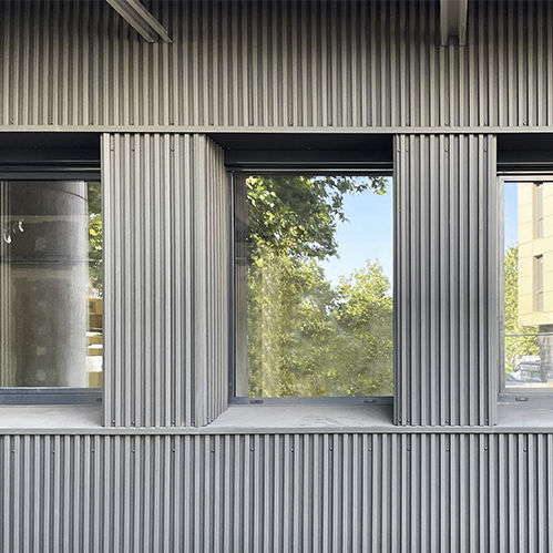 Paneel-Fassadenverkleidung - TOYS - ATELIERS 3S - Blech / profiliert