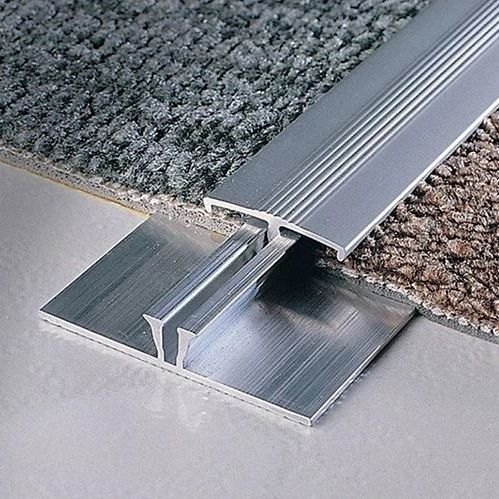 Aluminium-Übergangsprofil - Foshan Hero Metal Co.,Ltd.  - für Teppichböden / Ortgang / silberfarben