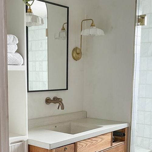 Wandleuchte für Bad - Lyngard - modern / für den Innenraum / Messing