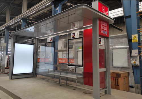 Buswartehalle mit Bank - VALENCIA - Primur