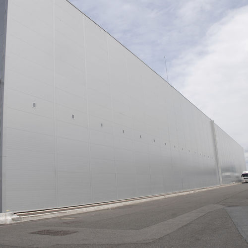 Sandwich-Dämmplatte für Wand - ISOFOCUS TP - ISOMEC - für Trennwand / mit Aluminiumdeckblech / Mineralwollekern