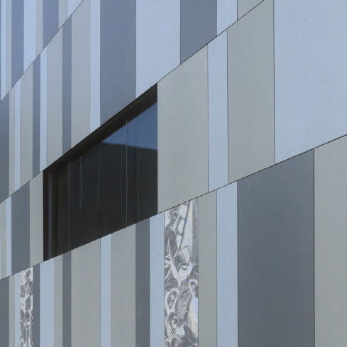 Sandwich-Dämmplatte / für hinterlüftete Fassade - ISOVISION - ISOMEC - für Wand / mit Aluminiumdeckblech / Polyisocyanuratkern PIR