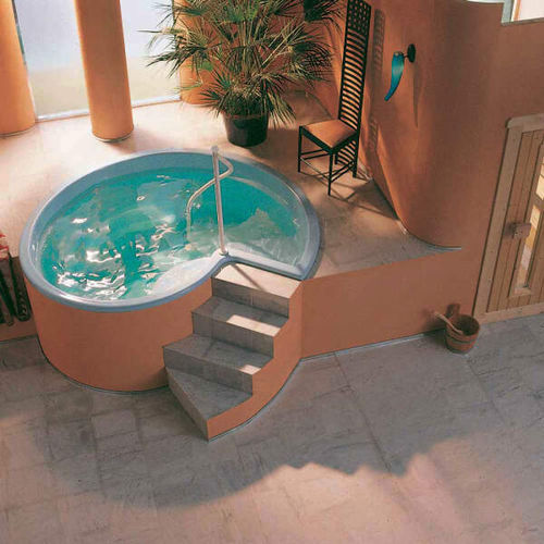 Runde Badewanne - Dip Rondo 125 - Fire Ice Systemtec Georg Zelger e.K. - eingebaut / zur beruflichen Nutzung / Polyester
