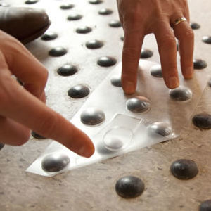Taktiler Bolzen - INDICATORS - CS Construction Specialties