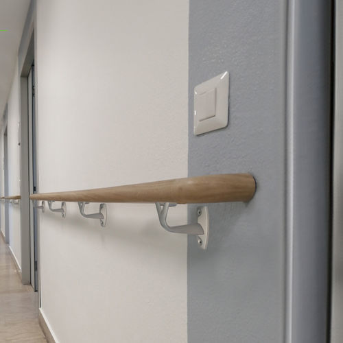 Verbundwerkstoff-Handlauf - YWHL.40 - STYLA s.r.l. - Aluminiumguss / antimikrobielle Behandlung