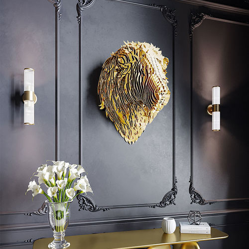 Messing-Skulptur - Kinyeti Lion - CREATUR - wandmontiert / gold / schwarz