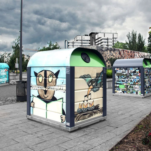 Containerform-Abfallbehälter - City Line - Villiger Entsorgungssysteme AG - pulverbeschichteter Stahl / Stahlblech / mit Deckel