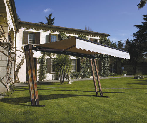 Freistehende Markise - THALIA - Giardini Veneti Srl - Halbkassetten / motorisiert / für Gewerbegebrauch