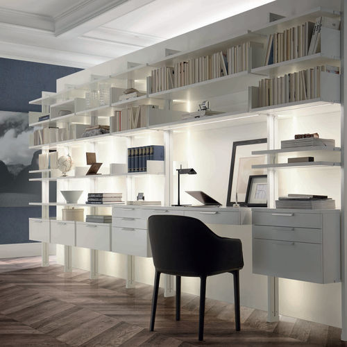 Schreibtisch mit integrierten Stauraum - AN Collection GmbH