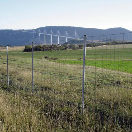 Zaun / geschweißter Maschendraht - REMPART - Betafence International - für Tiergehege / Legierung / modern